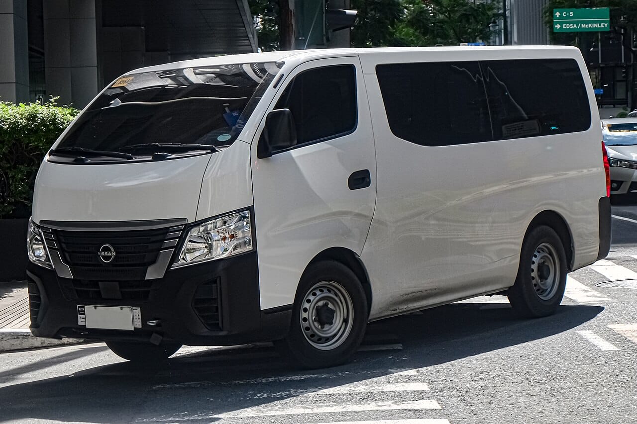 2022 Nissan Urvan 2.5 High Roof 15-Seater — front three-quarter view
